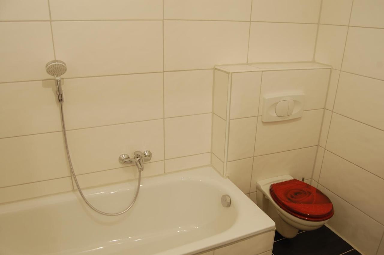 Wohnung Mit Kamin Terrasse Und Grill In Der Naehe Von Nuernberg Burgthann Kültér fotó